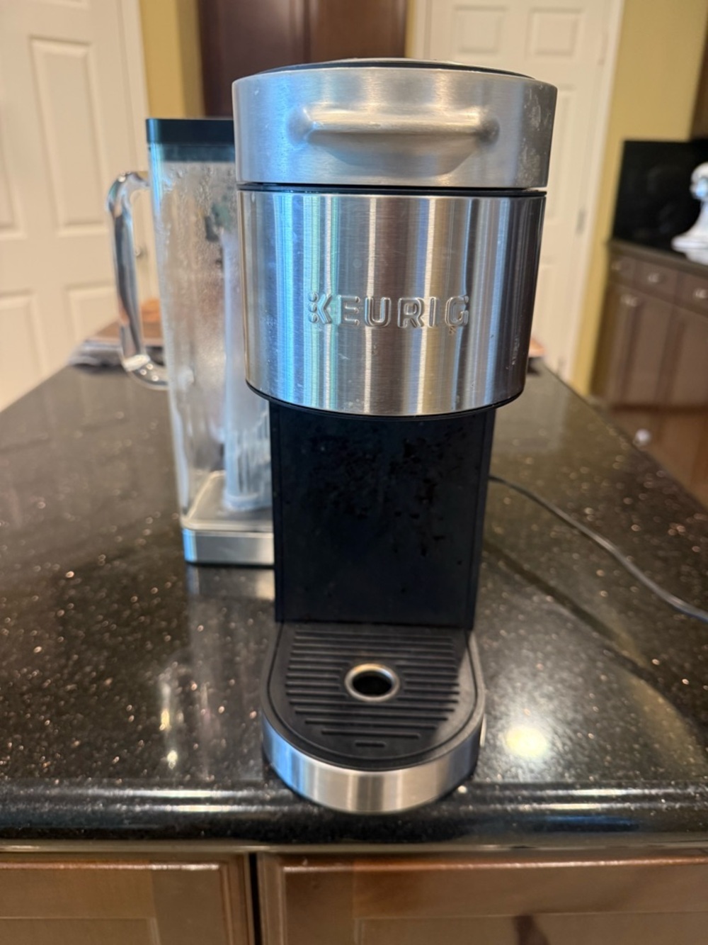 Keurig Stainless Steel and Black Compact Pod Coffee Brewer
